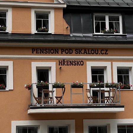Pension Pod Skalou Хренско Экстерьер фото