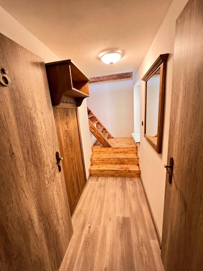 Pension Pod Skalou Хренско Экстерьер фото
